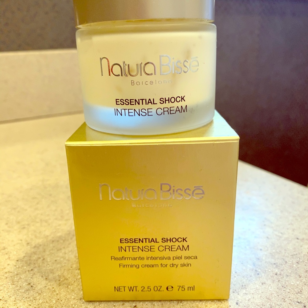 Essential shock face cream